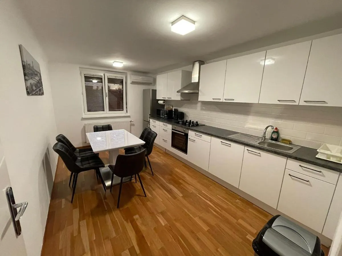 Refaeli Apartments 1020 ウィーン